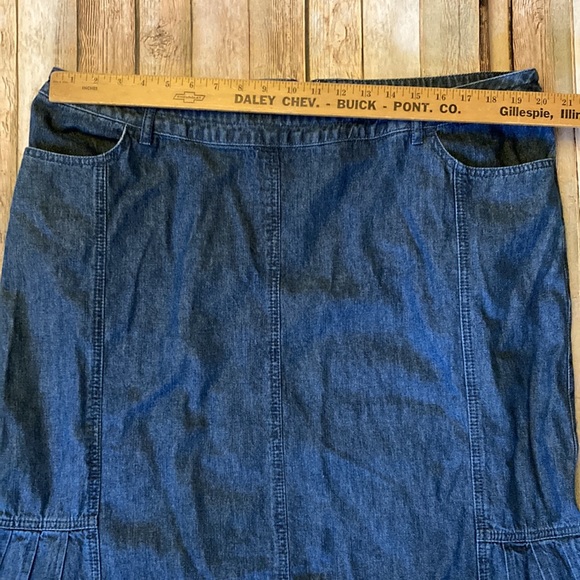 NWT CJ Banks AVG 20W Blue Jean Skirt style 8921 - Picture 3 of 7